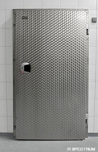 Холодильные двери распашные одностворчатые Холодильные двери распашные